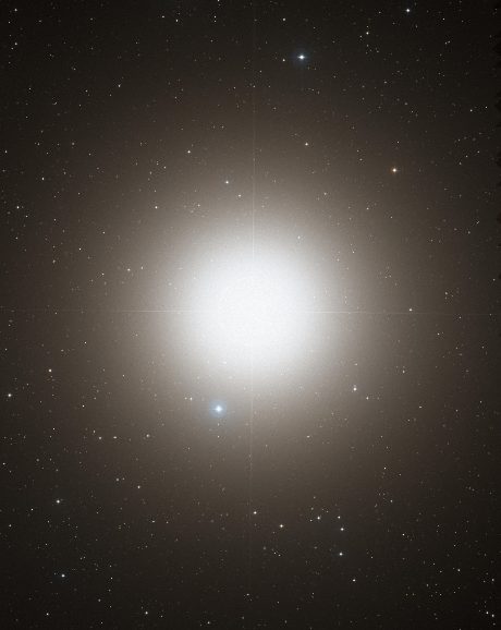 The bright orange star Arcturus in the night sky, the real object at the center of the Arcturian claims