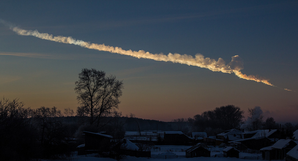 The Chelyabinsk meteor's smoke trail in the sky, February 15, 2013