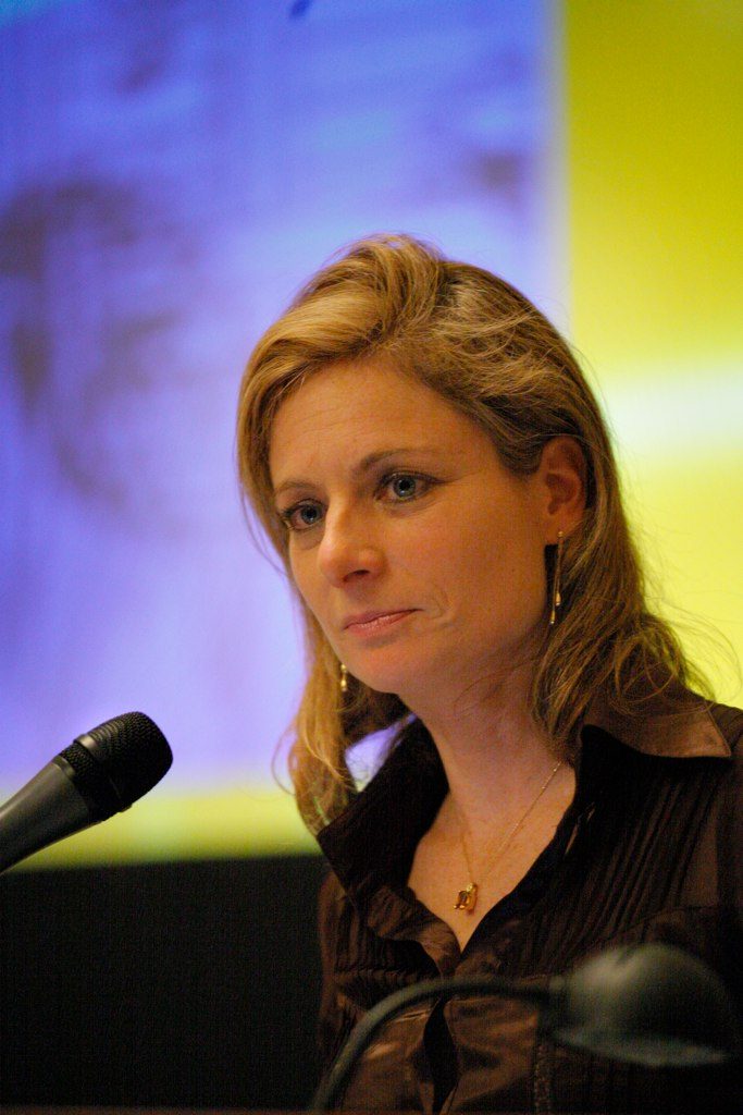 A photograph of physicist Lisa Randall speaking at a conference